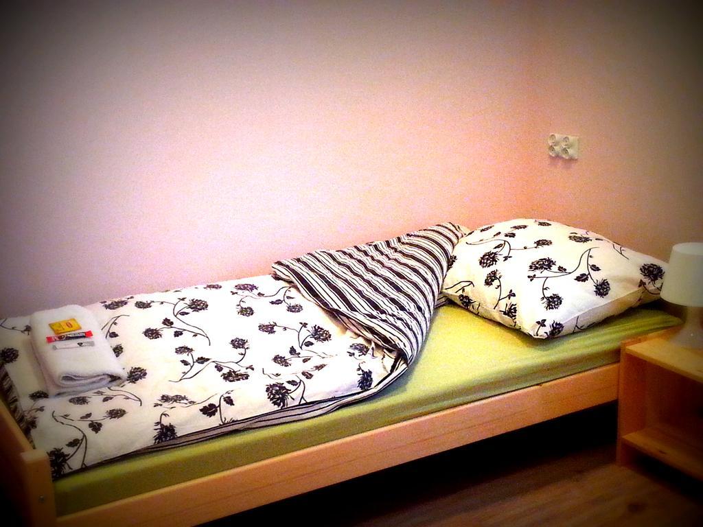 Hostel Puzzle - Jezyce Poznan Luaran gambar