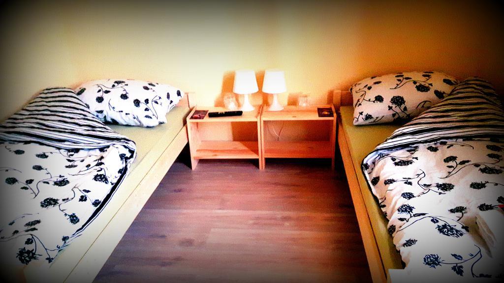 Hostel Puzzle - Jezyce Poznan Luaran gambar
