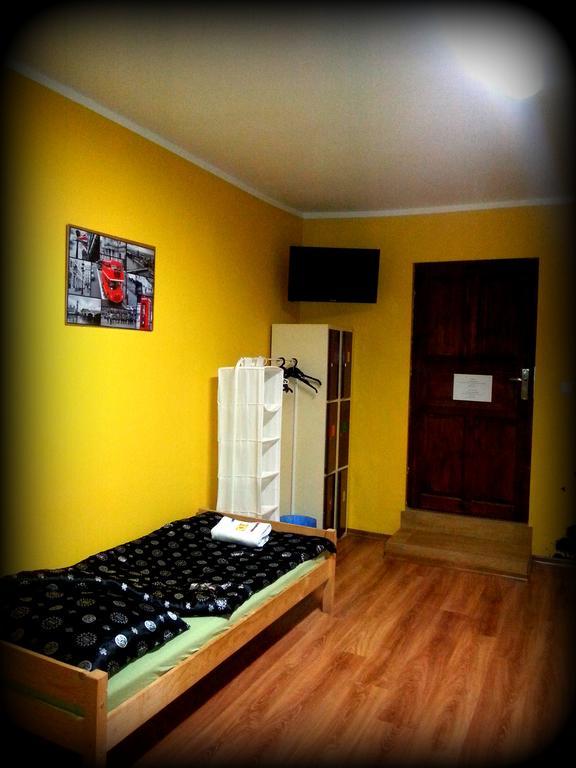 Hostel Puzzle - Jezyce Poznan Luaran gambar
