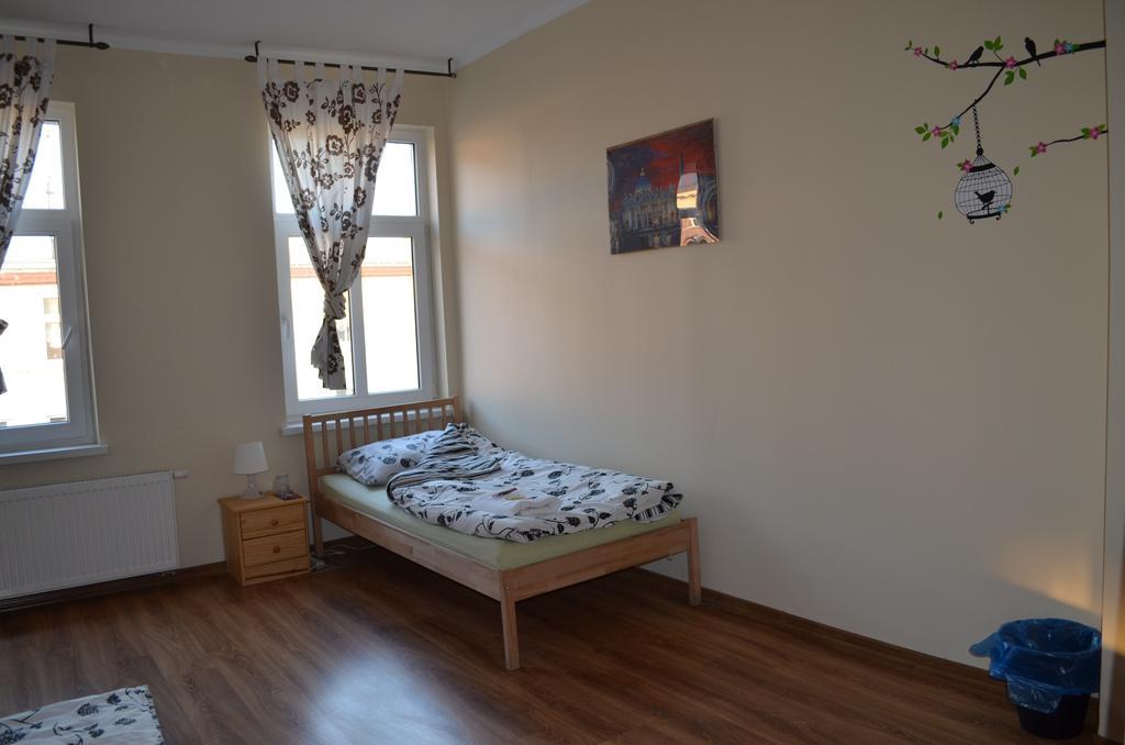 Hostel Puzzle - Jezyce Poznan Luaran gambar