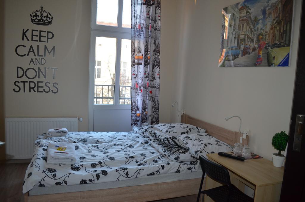 Hostel Puzzle - Jezyce Poznan Luaran gambar